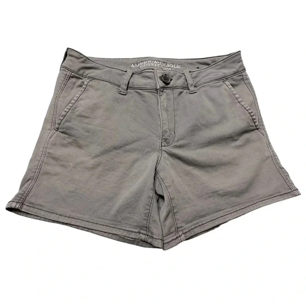 American Eagle Outfitters 6 midi gray shorts